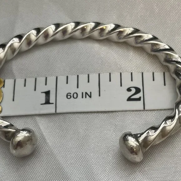 Sterling silver artist signed cable style bracelet - Picture 8 of 8